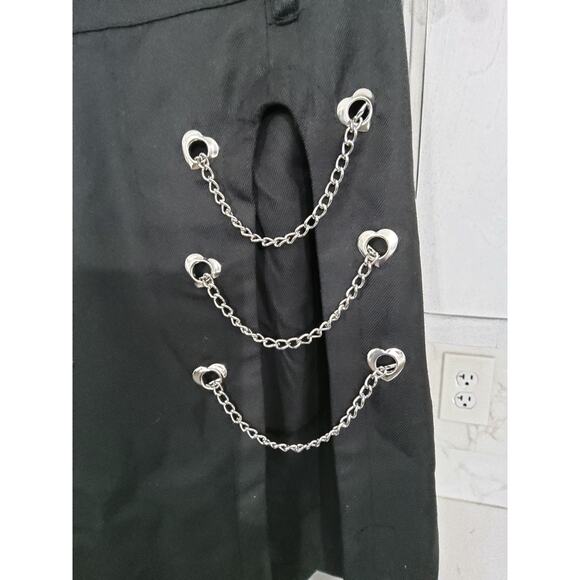 Y2K Black grunge Academia chain pleated flowy skirt Hot Topic NWT - Picture 2 of 4